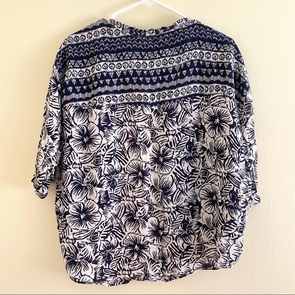 Hollister Cover Up - Picture 2 of 2